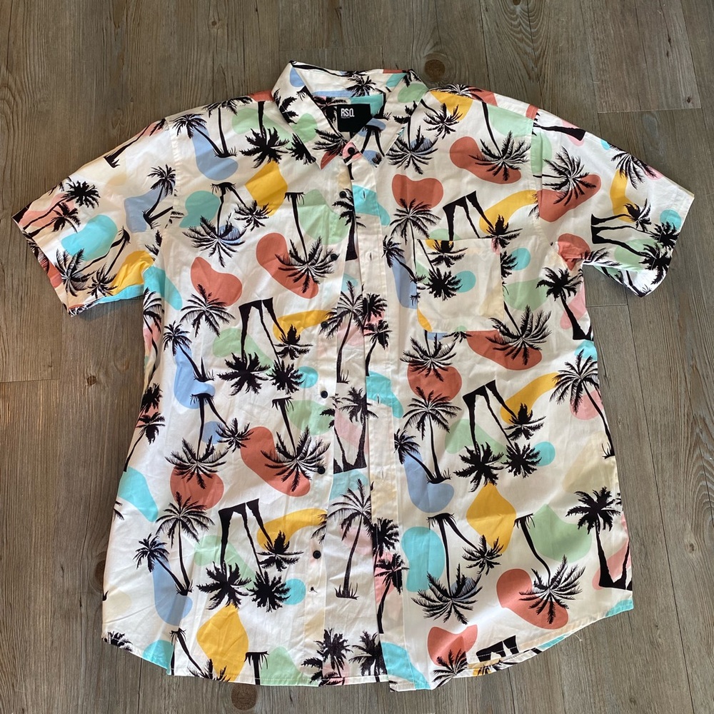 Tilly’s Mens Vacation Shirt